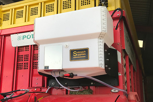 Selmech Supplies additive tank kit mounted on forage wagon
