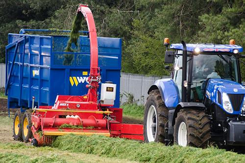 Trailed forage harvester fitted with slemech ultra low inoculant applicator